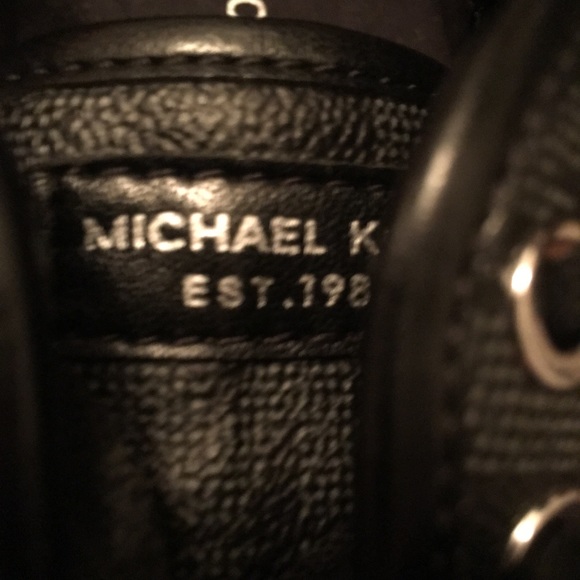 NWOB Michael Kors Sneakers - Picture 6 of 7
